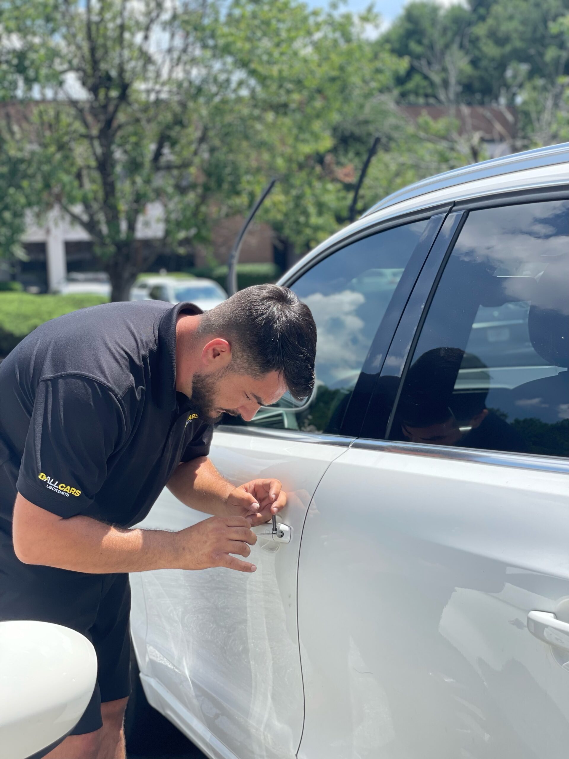 IMG_6562 all cars locksmith-ignition-repair-module-programming-immobilizer-programming-keys-unlocking-vehicle-van-all-cars-locksmith-atlanta-georgia-emergency-mobile-service-non-stop-24-7-